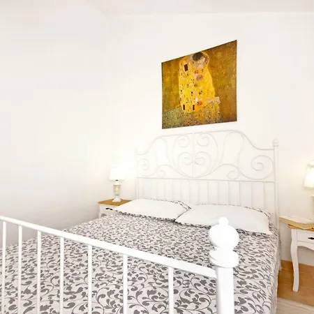 Gordana דירה זאטון