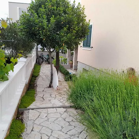 Gordana Apartment *